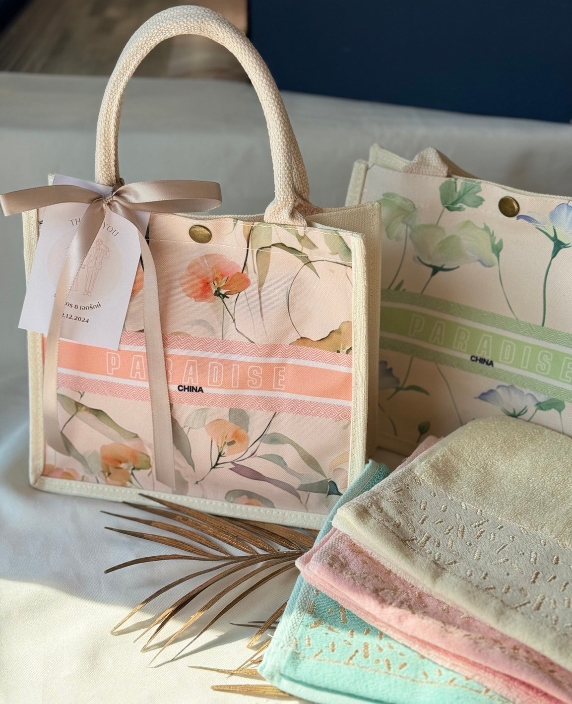 Gift Set กระเป๋า+ผ้า