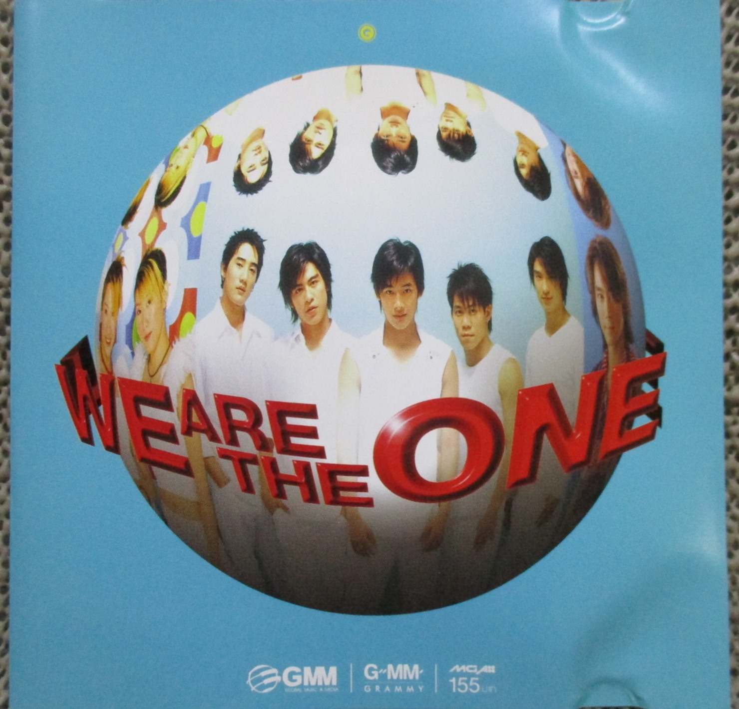 ซีดีเพลงไทยสากล รวมเพลงดัง อัลบั้ม we are the one // ปกสวย แผ่นสวย มีรอยประปราย