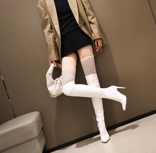 รองเท้าบูทยาวถึงต้นขา ไซต์ 34-46 สีแดง/ดำ/ขาว