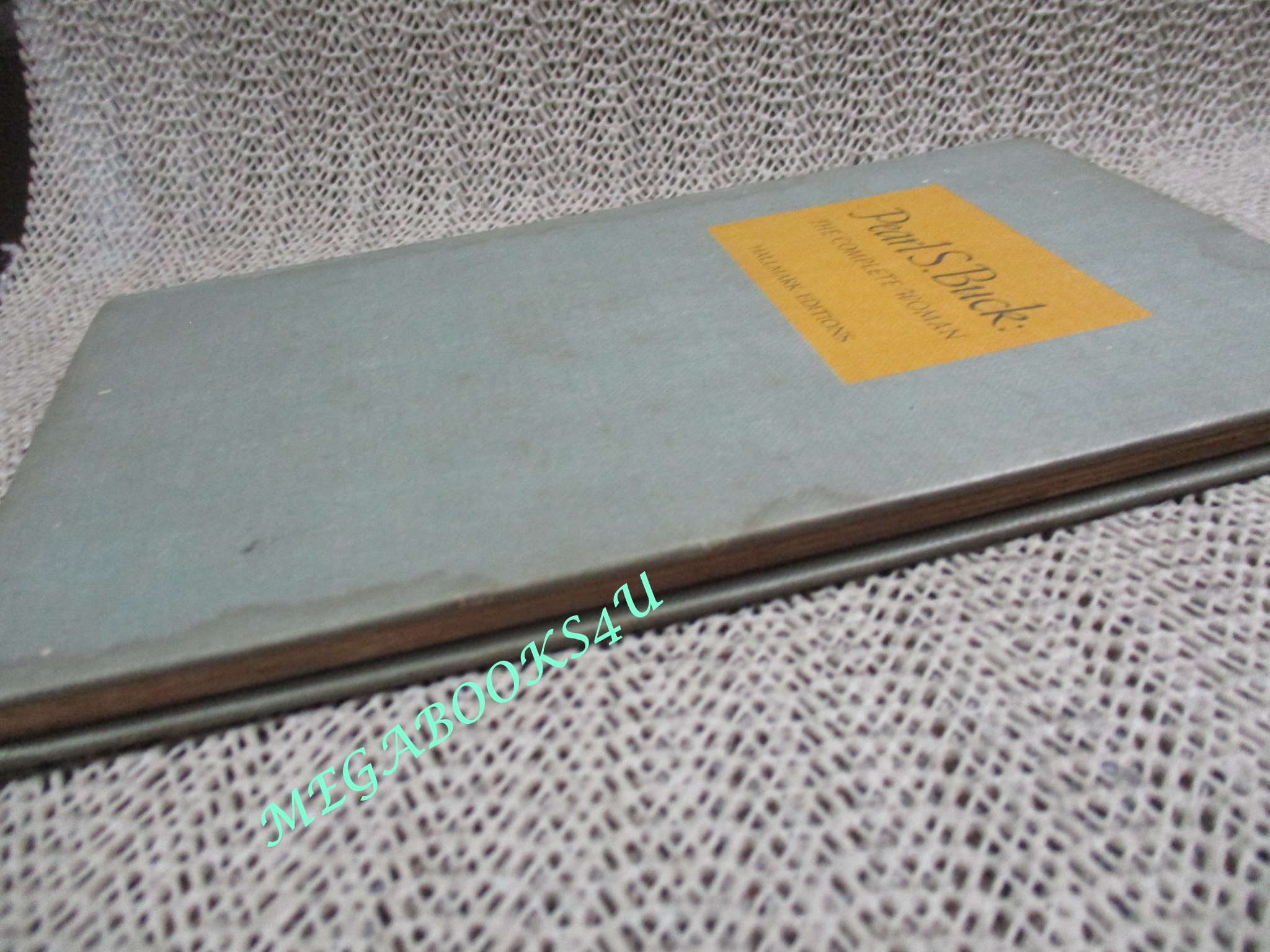 The Complete Woman / Hardcover