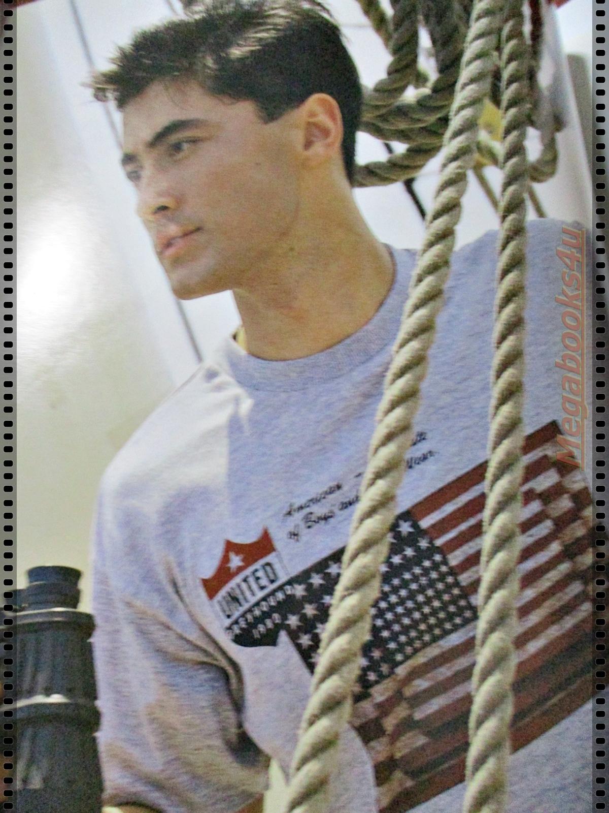 นิตยสารแพรว ฉบับที่305 ปี2535 ปก คริสติน่า ไมเคิล หว่อง