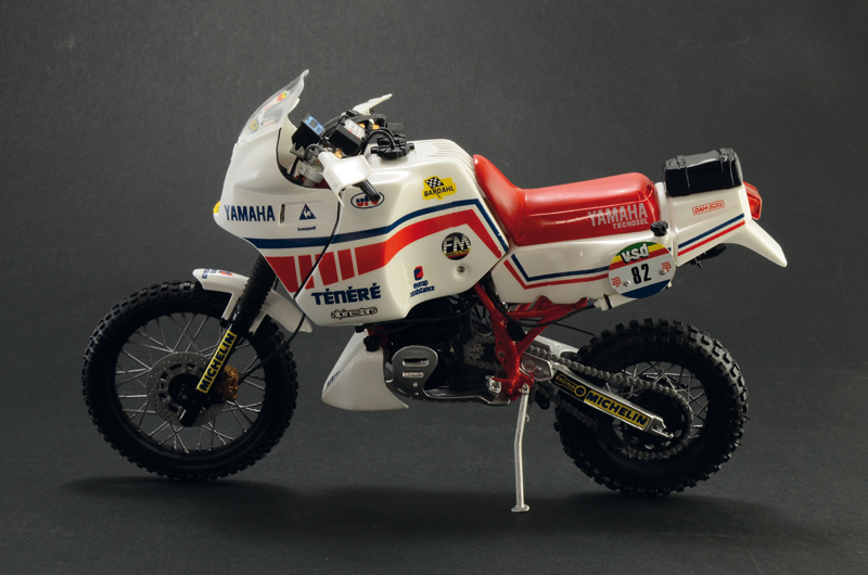 1/9 YAMAHA Ténéré 660cc Paris Dakar 1986