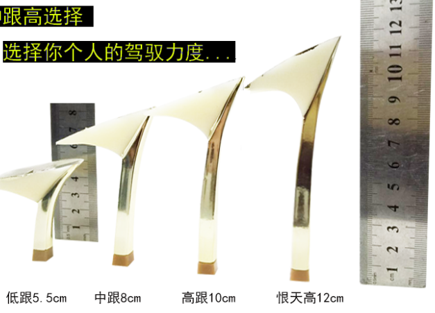 รองเท้าคัดชูส้นสูงปลายแหลมหนังนูนลายเกร็ดปลาสีขาว/ดำ ไซต์ 34-43