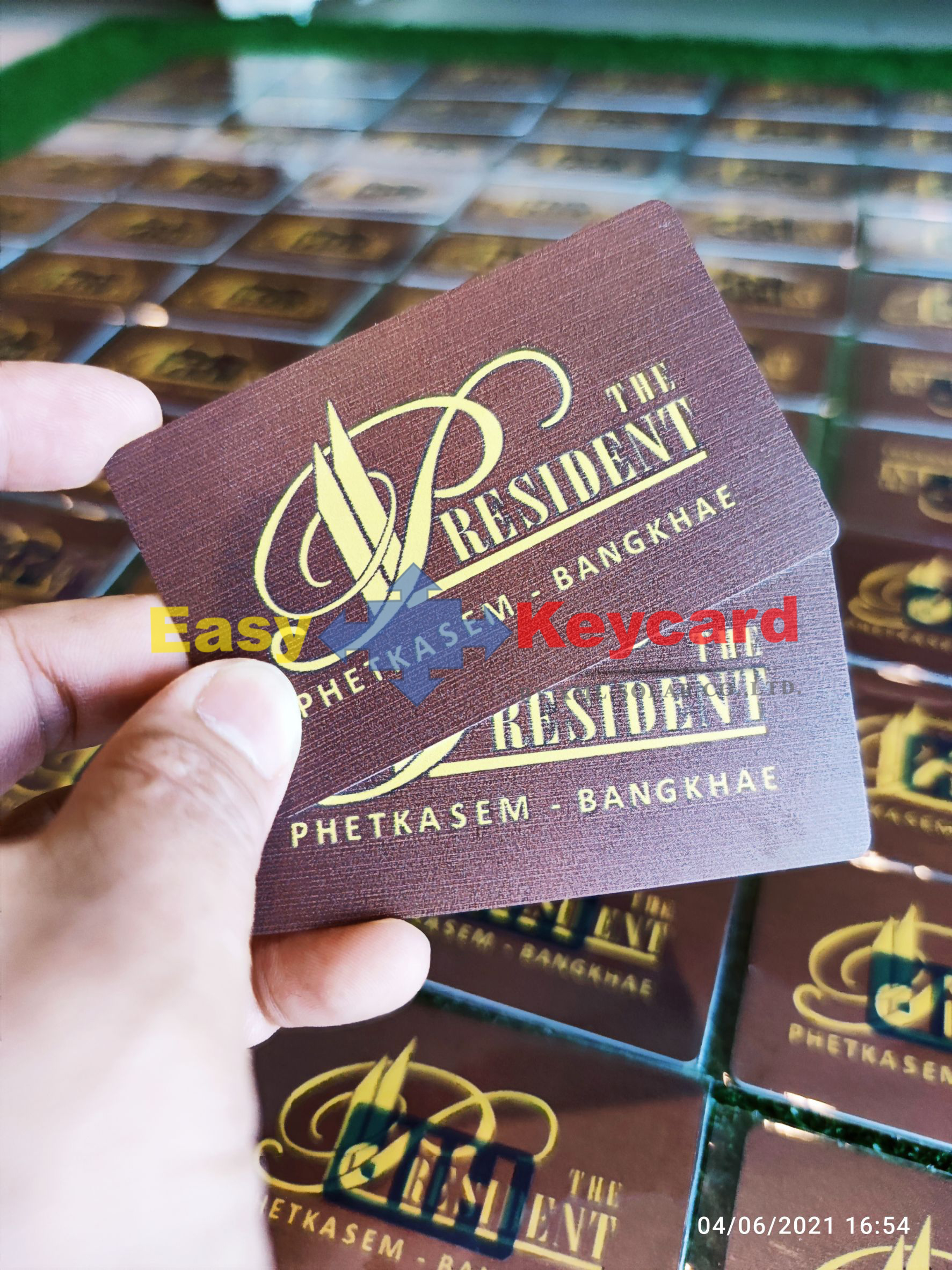 ค่าบริการสกีนบัตร 2 ด้าน (100 ใบ)