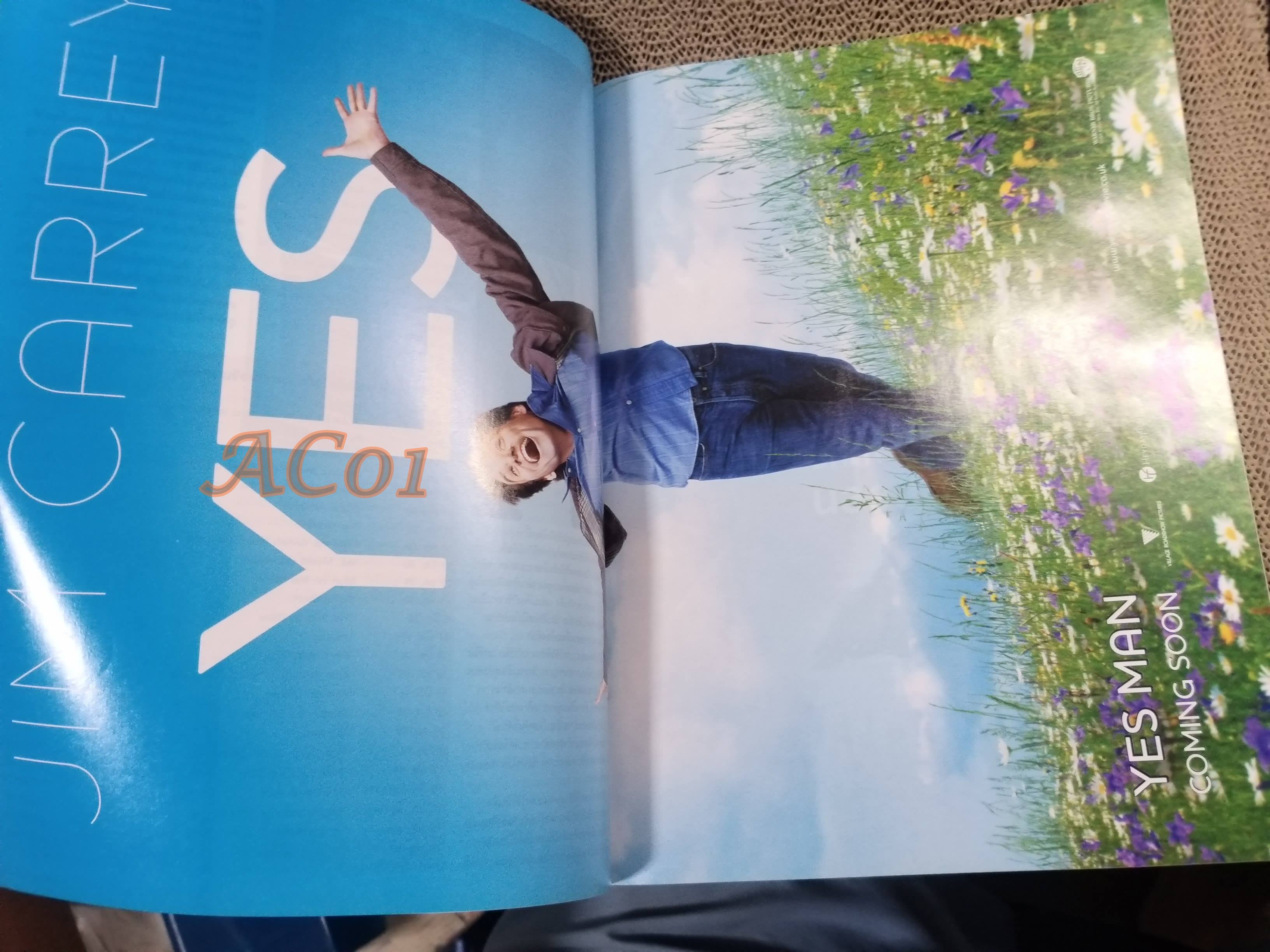 นิตยสารเอนเตอร์เทน Entertain ฉบับที่1017 ปี2552 ปก YES MAN โปสเตอร์เรื่อง YES MAN