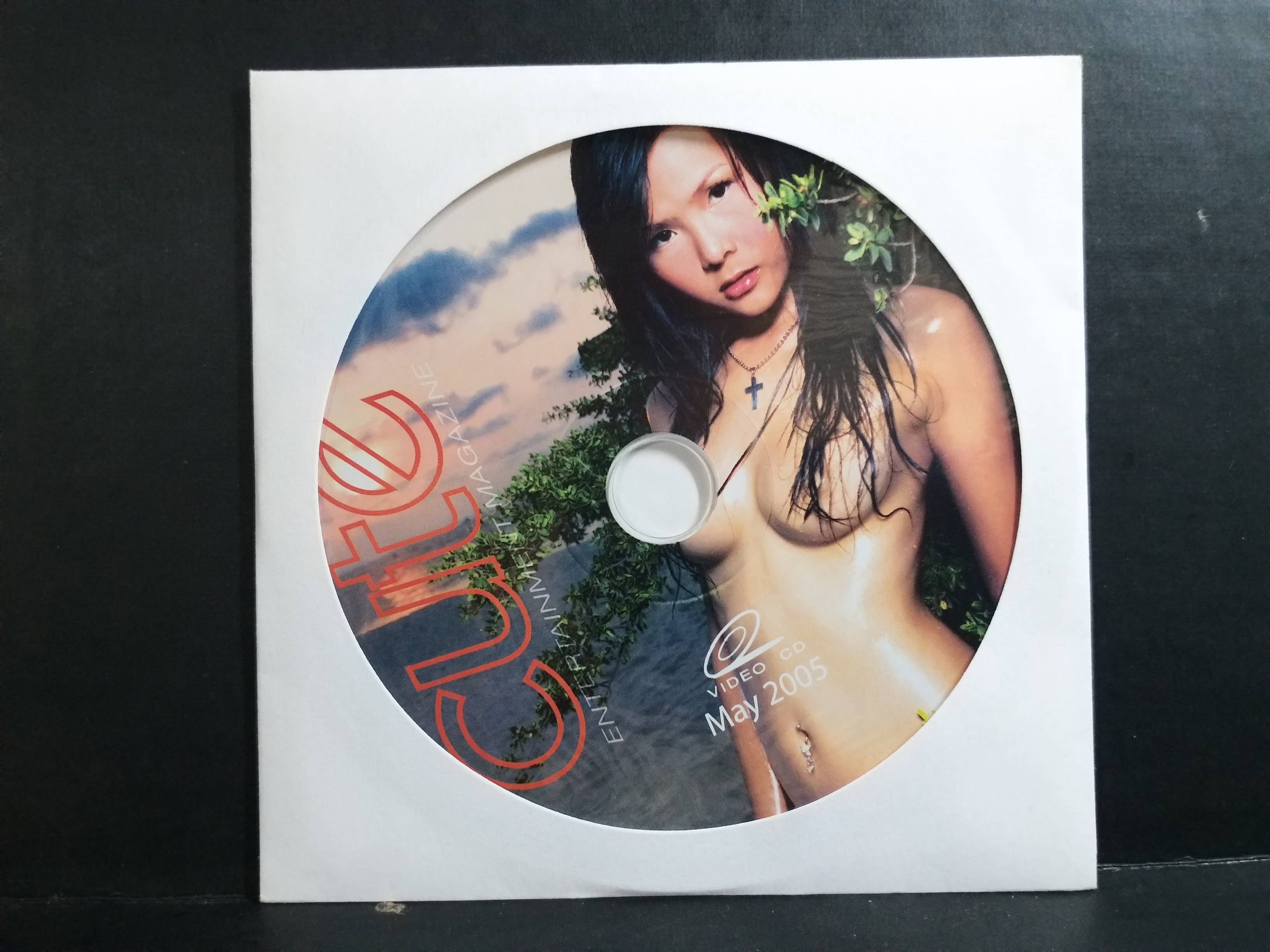 แผ่น CD เบื้องหลังนางแบบ นิตยสาร cute MAY 2005 / ความคมชัดตามยุคนั้นครับ