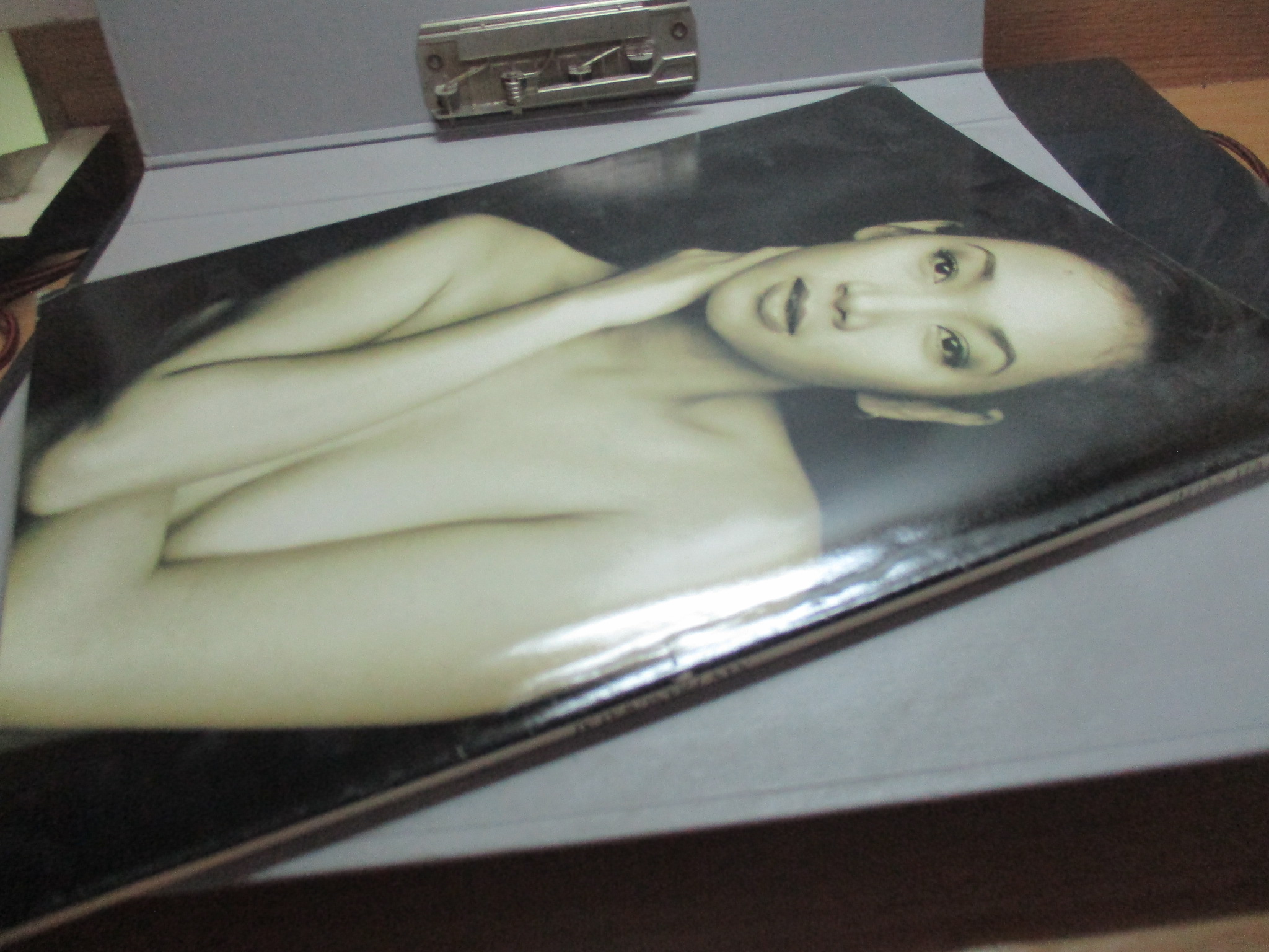 นางแบบไทย NAN PRAGNWALAI เห็นบน ไม่เห็นจุก ภาพสี