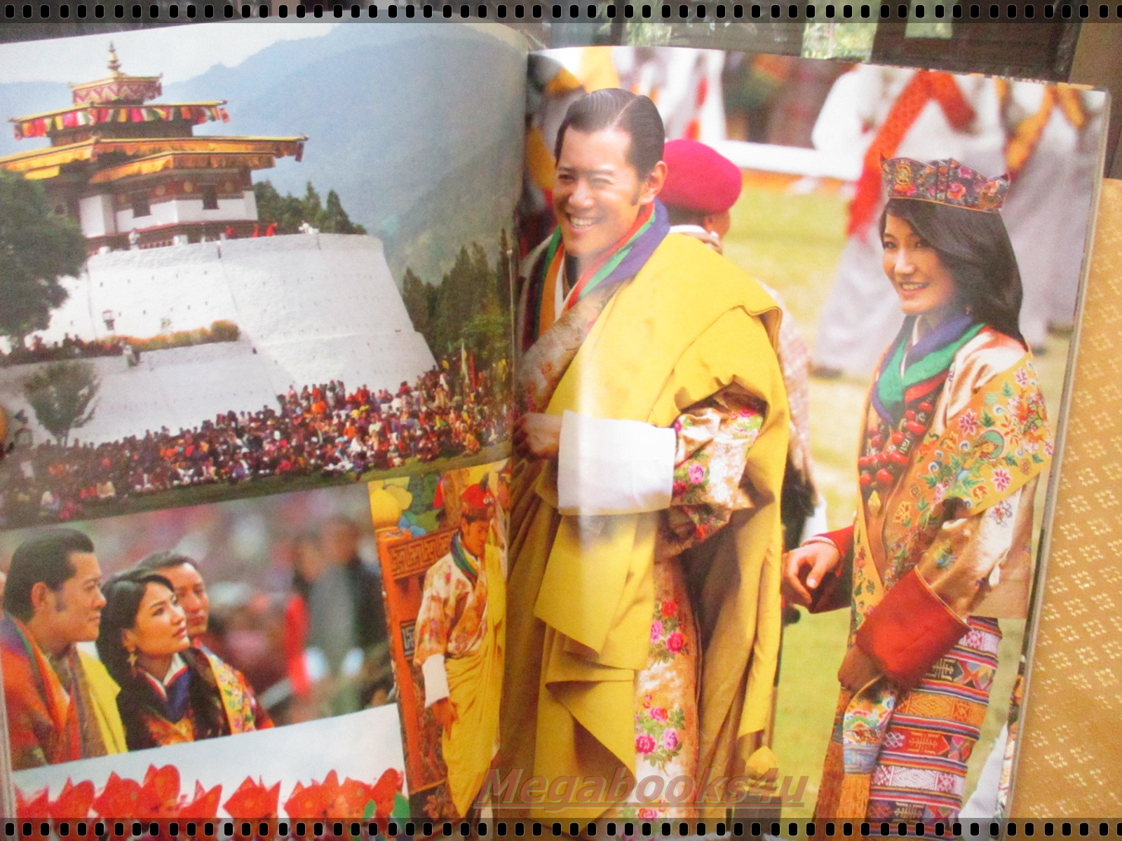 นิตยสารแพรว ฉบับที่773 ปี2554 ปก สมเด็จพระราชาธิบดีจิกมี