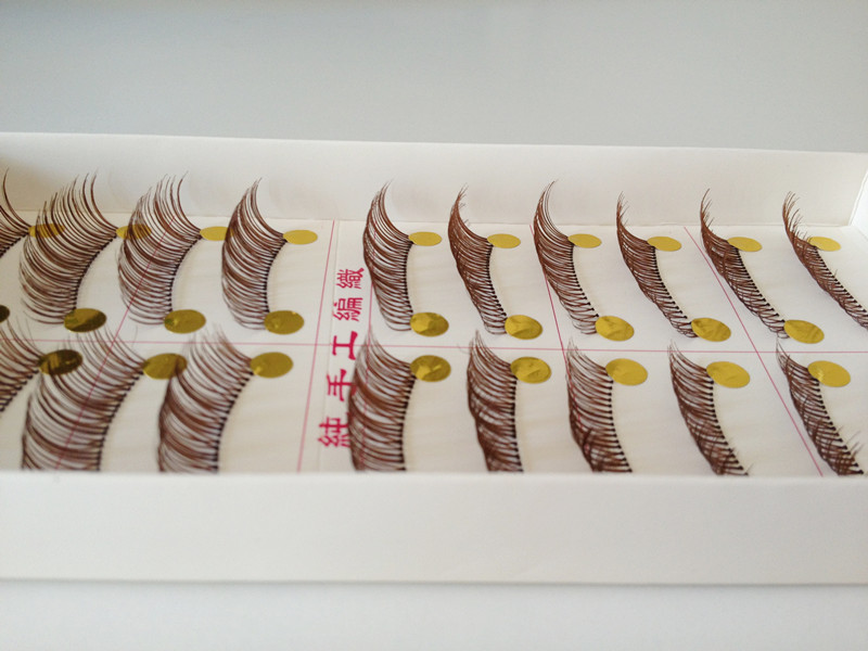 V-K12 ขนตาเอ็นใส (ขายปลีก) เเพ็คละ 10 คู่