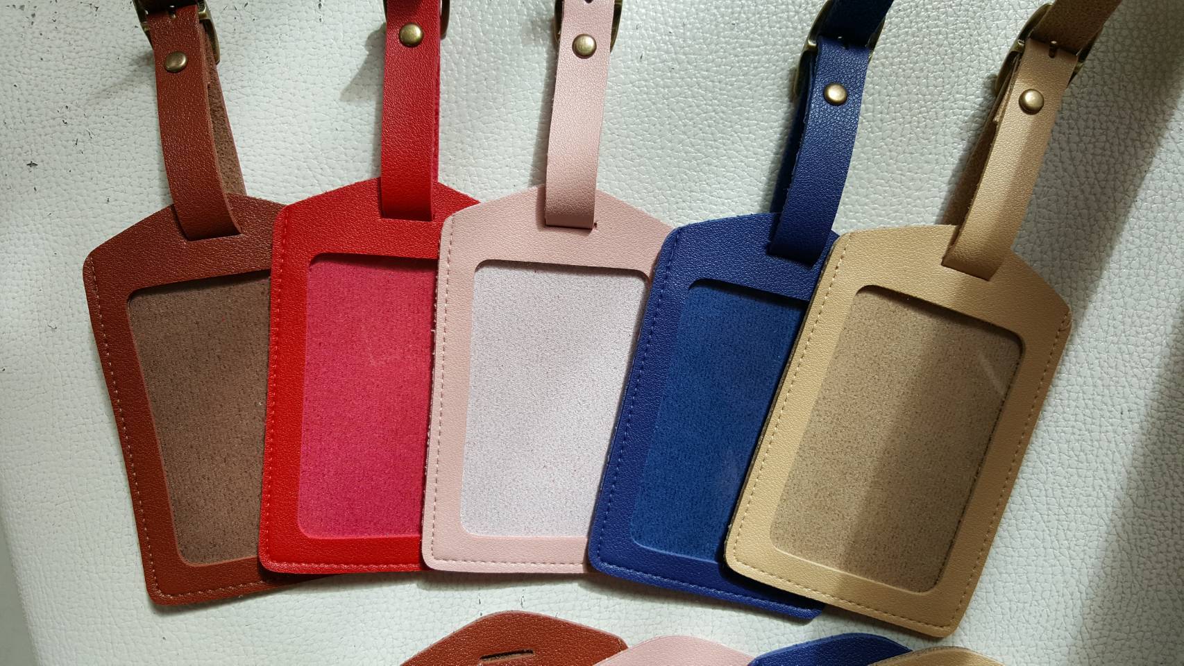 แท็กห้อยกระเป๋าหนัง#805