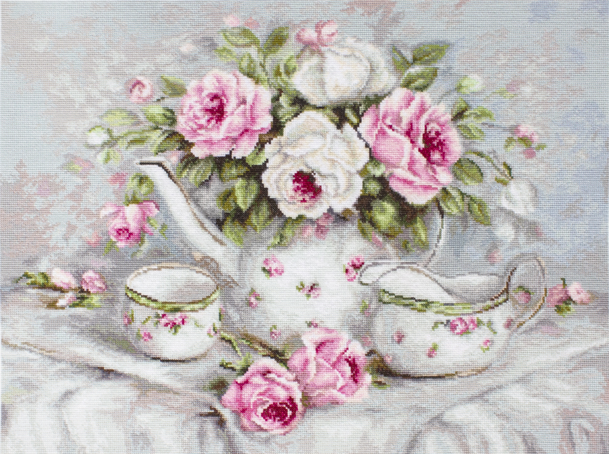 Luca-S ชุดปัก English Tea & Roses