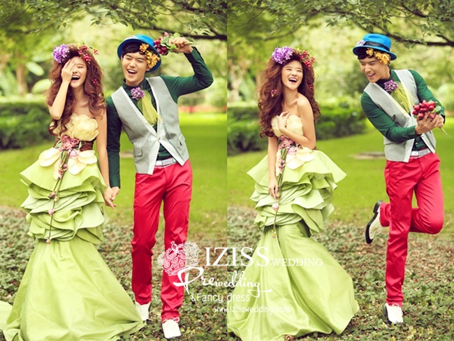 ***พรีออเดอร์***ชุดคู่ถ่ายพรีเวดดิ้ง (prewedding dress) & ชุดแต่งงานแฟนซี (Fancy wedding dress)ชายหญิง "ธีมสีเขียวทรงหางปลา"
