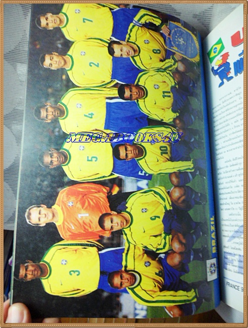 OC3503;นิตยสารฟุตบอลรีวิวฟุตบอลโลก1998 ฝรั่งเศส โดยสตาร์ซอคเก้อร์ สภาพสวย