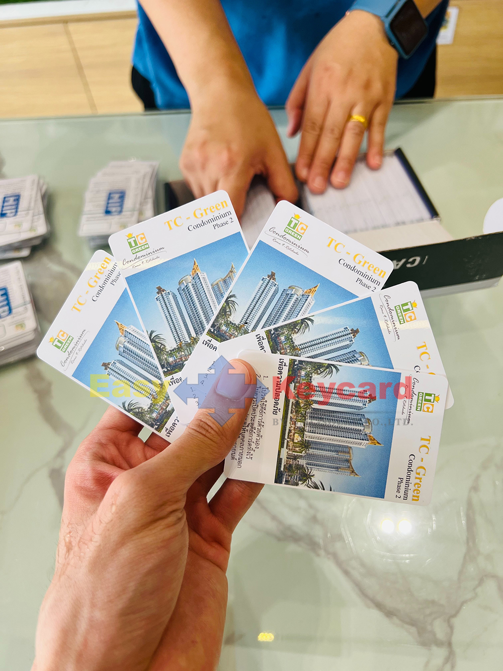 ค่าบริการสกีนบัตร 2 ด้าน (100 ใบ)