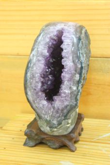 อเมทิสต์ (Amethyst)
