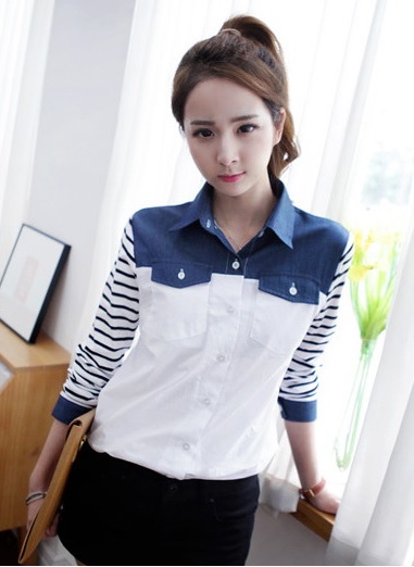 **หมดค่ะ**เสื้อใส่ทำงานเสื้อเชิ้ตผ้าสีขาวแขนยาว คอตั้งดีเทลตกแต่งช่วงคอด้วยผ้ายีนส์ติดกระเป๋า แขนลายขวางสลับขาวดำ สวยคุณภาพดีเหมือนแบบค่ะ