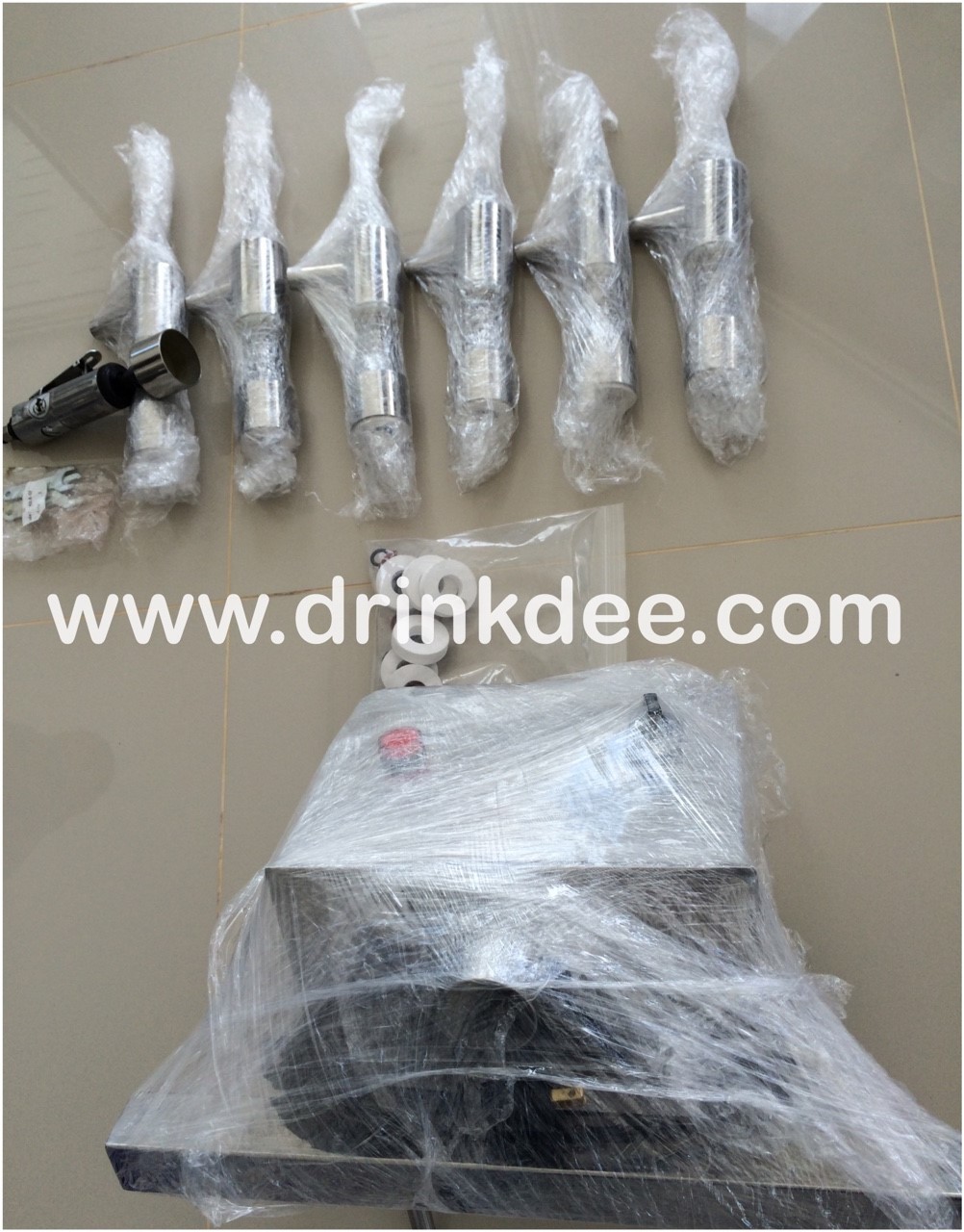 เครื่องปิดฝาเกลียว (ขวด PET)