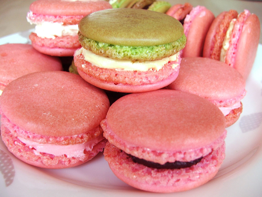 สูตรและวิธีทำมาการอง (Macaroon) by Maker Cake House
