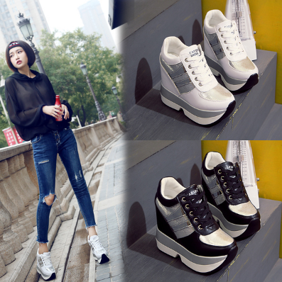 รองเท้าผ้าใบเสริมส้น ไซต์ 34-39 สีขาว/ดำ