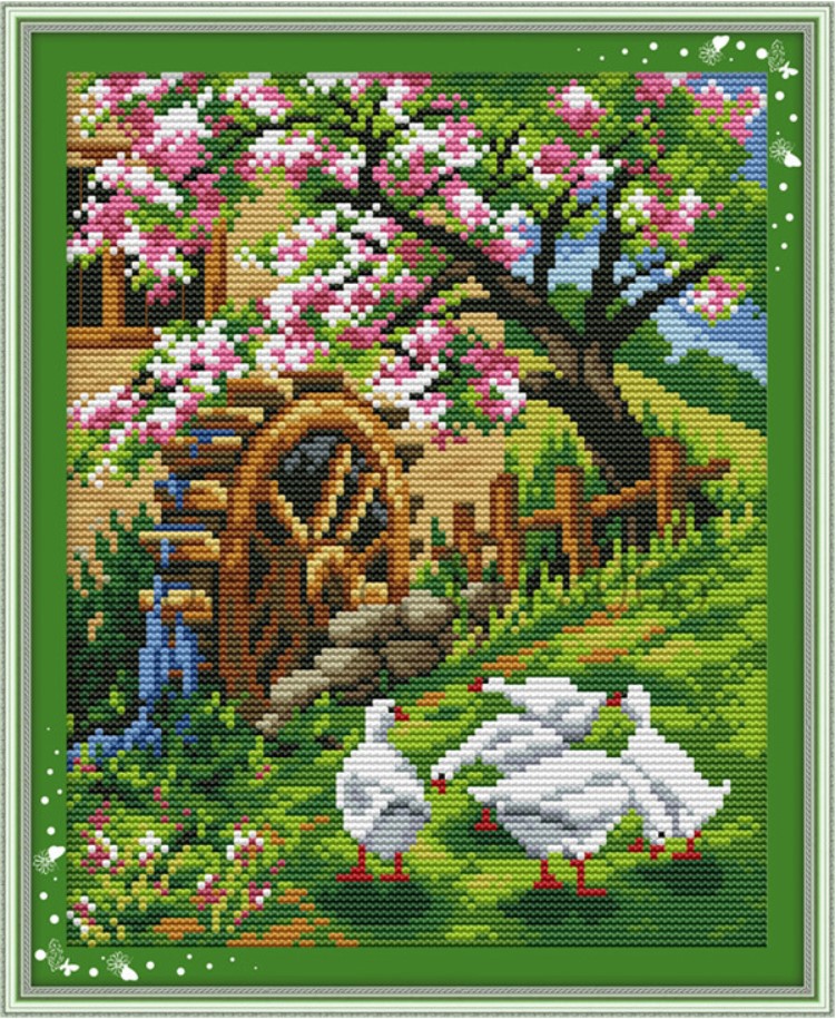 ชุดปักจีน The garden is filled with the brightness of spring