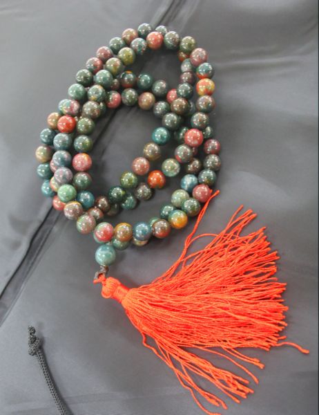สร้อยประคำหินบลัดสโตน ( Blood Stone )