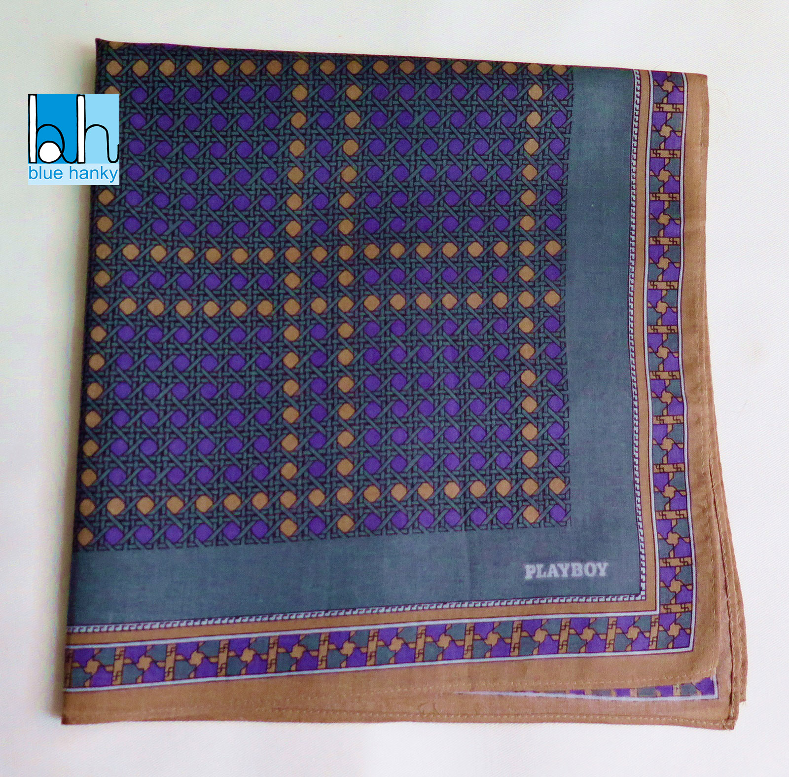 #132 18" PLAYBOY ผ้าเช็ดหน้ามือ2 สภาพดี ผ้าเช็ดหน้าผืนใหญ่