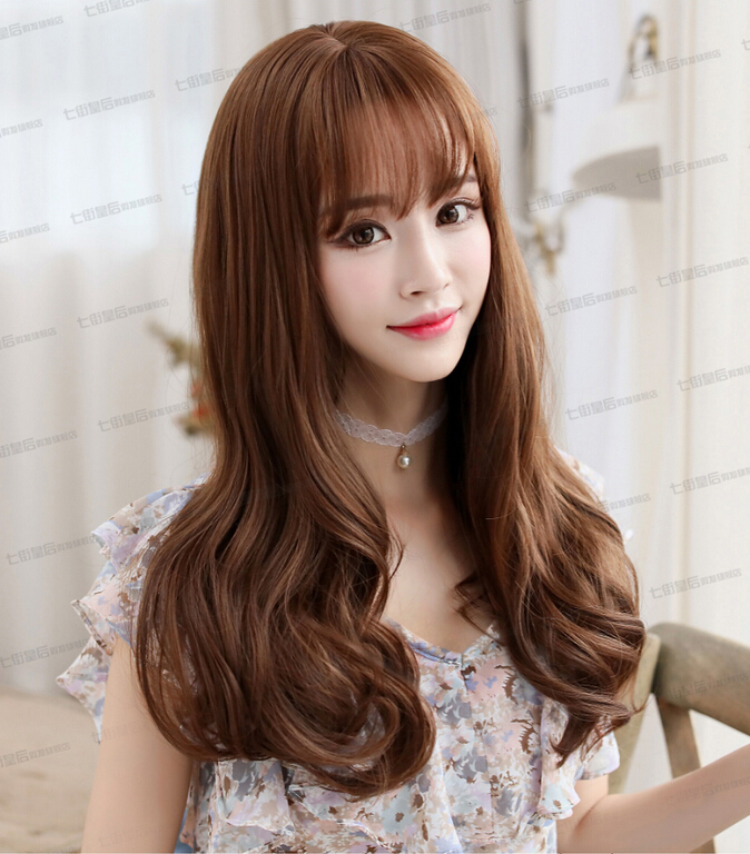 C1128 วิกผมลอนปลายระดับหน้าอก เเสกกลางมีหนังศรีษะ ผมม้า