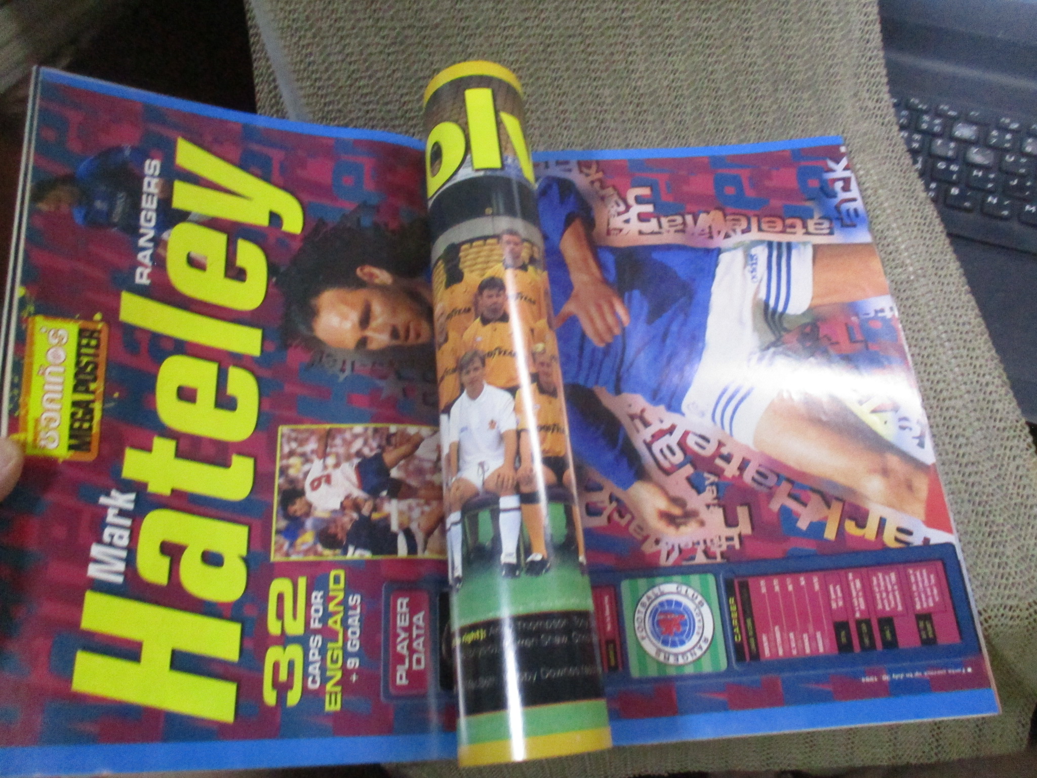 สตาร์ซอคเกอร์ ฉบับที่0883 ปี2537 ปก ไบรอัน รอย หน้ากลาง ทีมควีนสปาร์ค / ทีมวูลฟ์ / มาร์ค เฮส์เลย์