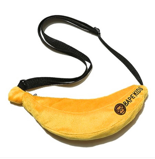 BAPE KIDS BANANA SLING BAG กระเป๋ารูปกล้วย กระเป๋าคาดอก