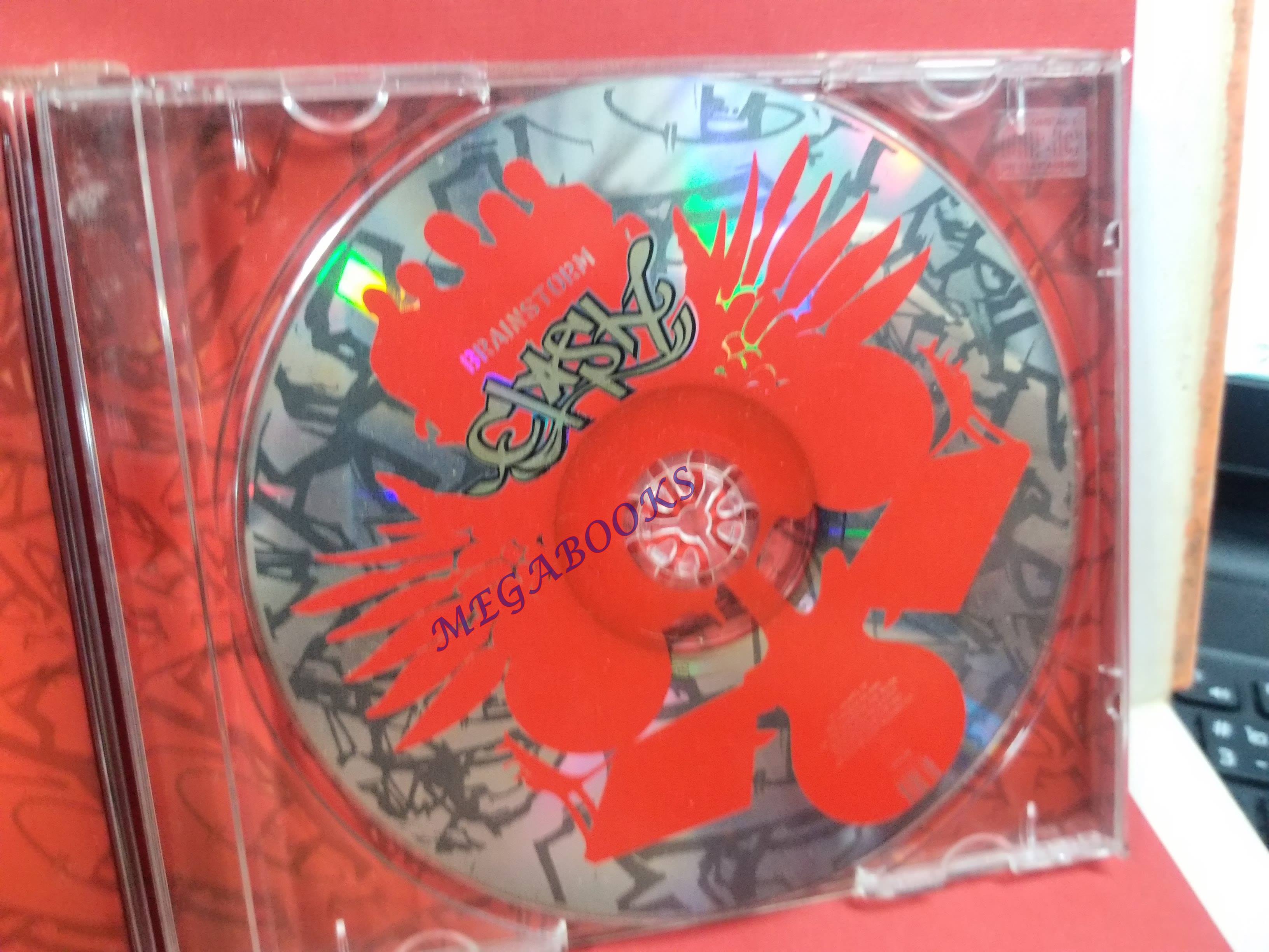 ซีดีเพลงไทยสากล CLASH แคลช อัลบั้ม BRAINSTORM เบรนสตรอม /// ปกสวย แผ่นสวย (มีรอยขีดนิดนึง)