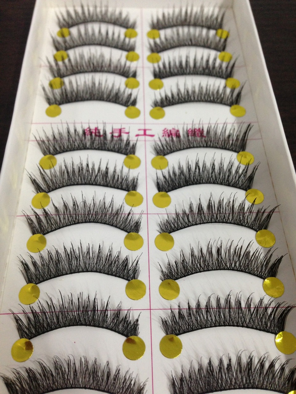 V-077 ขนตาเเกน(ไหม)(ราคาส่ง) ขั้นต่ำ 15 เเพ็ค คละเเบบได้