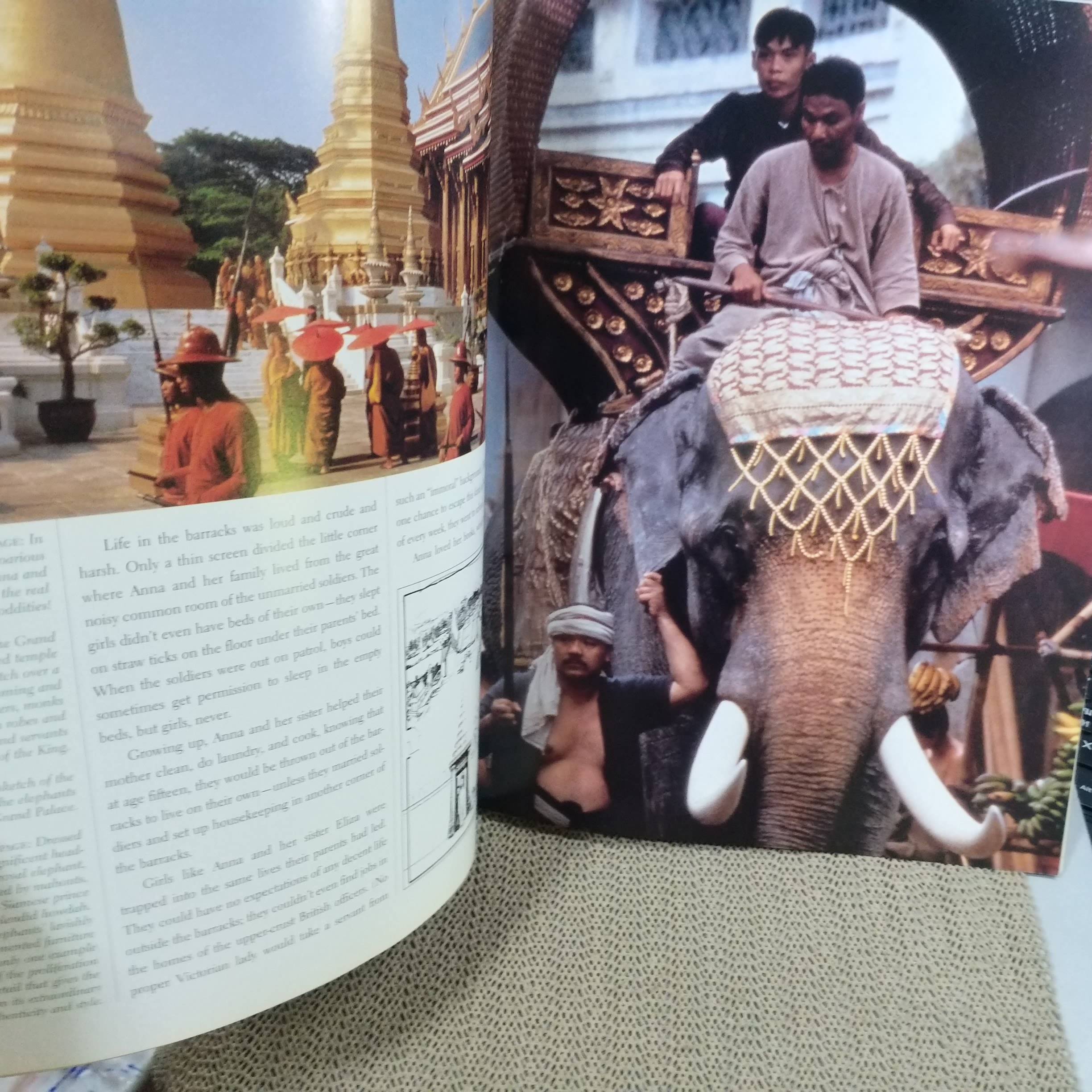 หนังสือภาพ แอนนา แอนด์ เดอะ คิง the story of anna and the king / A Twentieth Century Fox File