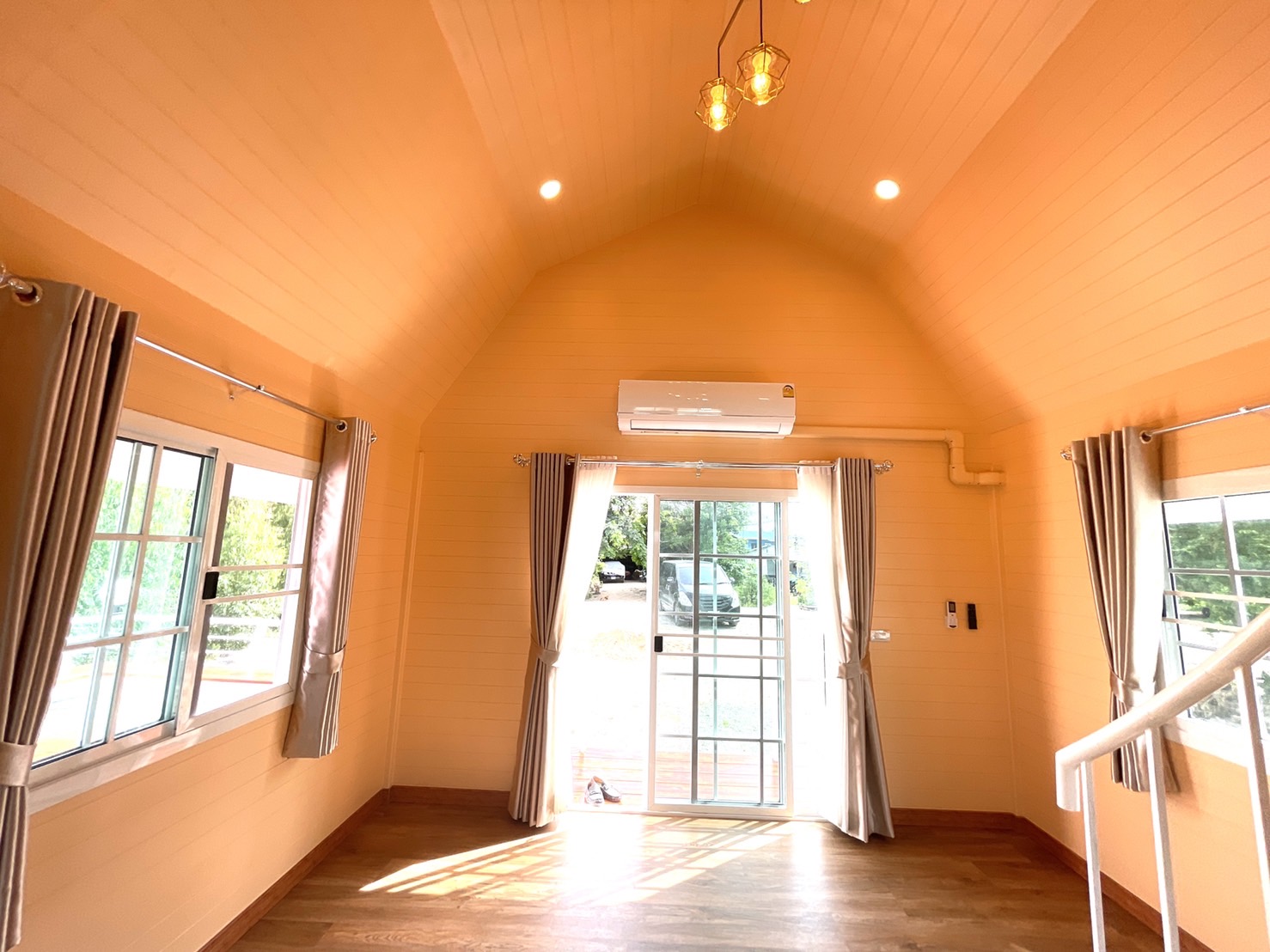 บ้านกังหันลม ขนาดกว่า 50 ตารางเมตร ใหม่ล่าสุด กังหันหมุนได้จริง