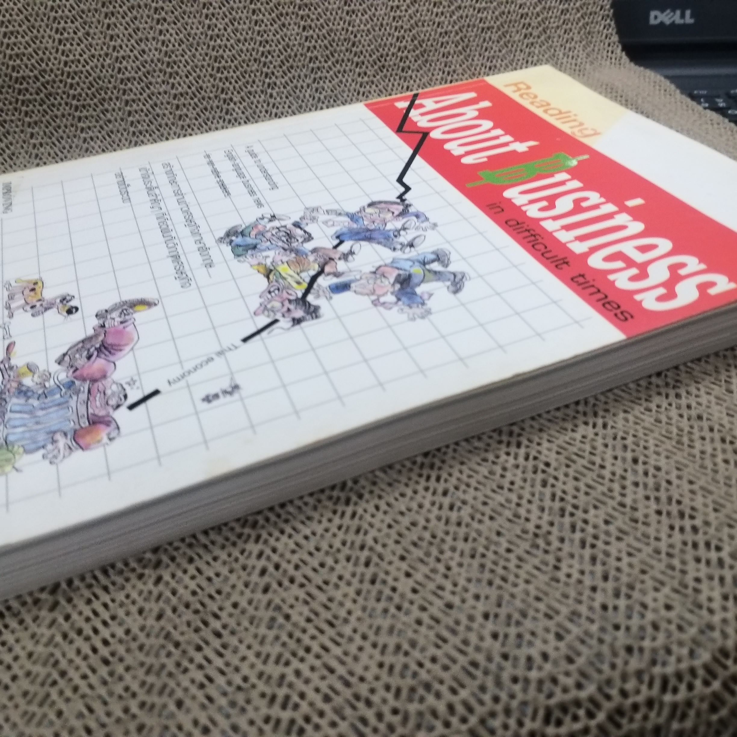 READING ABOUT BUSINESS IN DIFFICULT TIME (มือสอง) (สภาพ85-95%)