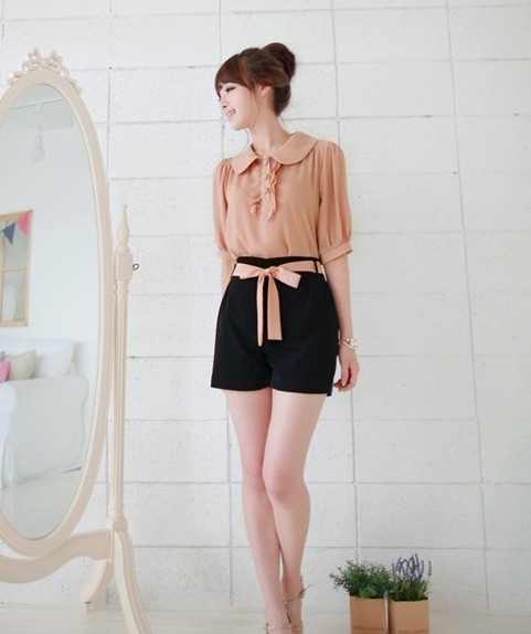 ***หมดค่ะ***เสื้อผ้าซีฟองสีชมพูอมส้ม คอปก ตีเกล็ดที่หน้าอก แขนสามส่วน สวยเหมือนแบบค่ะ