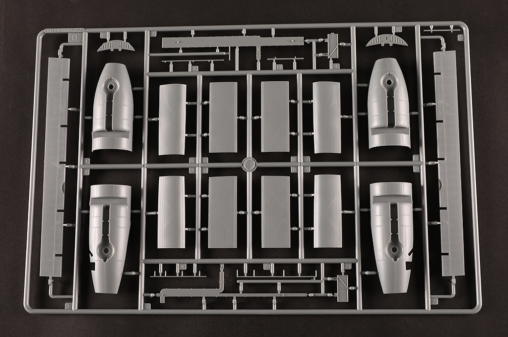 1/48 US B-24D Liberator