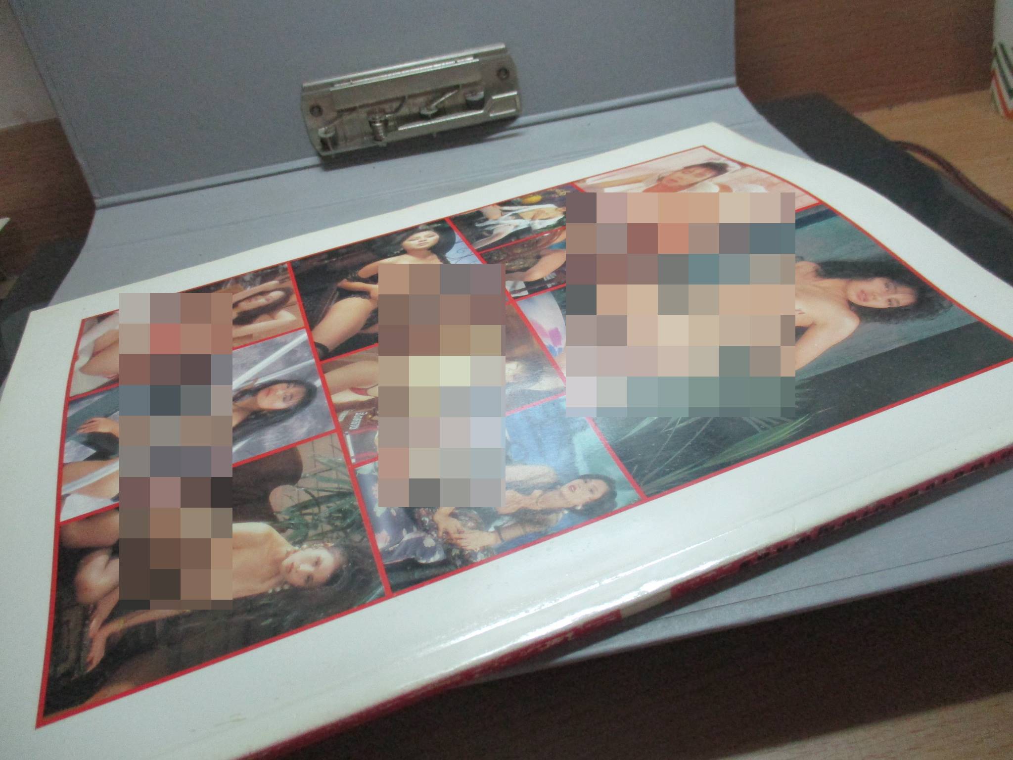 นางแบบไทย เพ็ญพักตร์ VOL.XX เห็นบน ภาพสีทั้งเล่ม