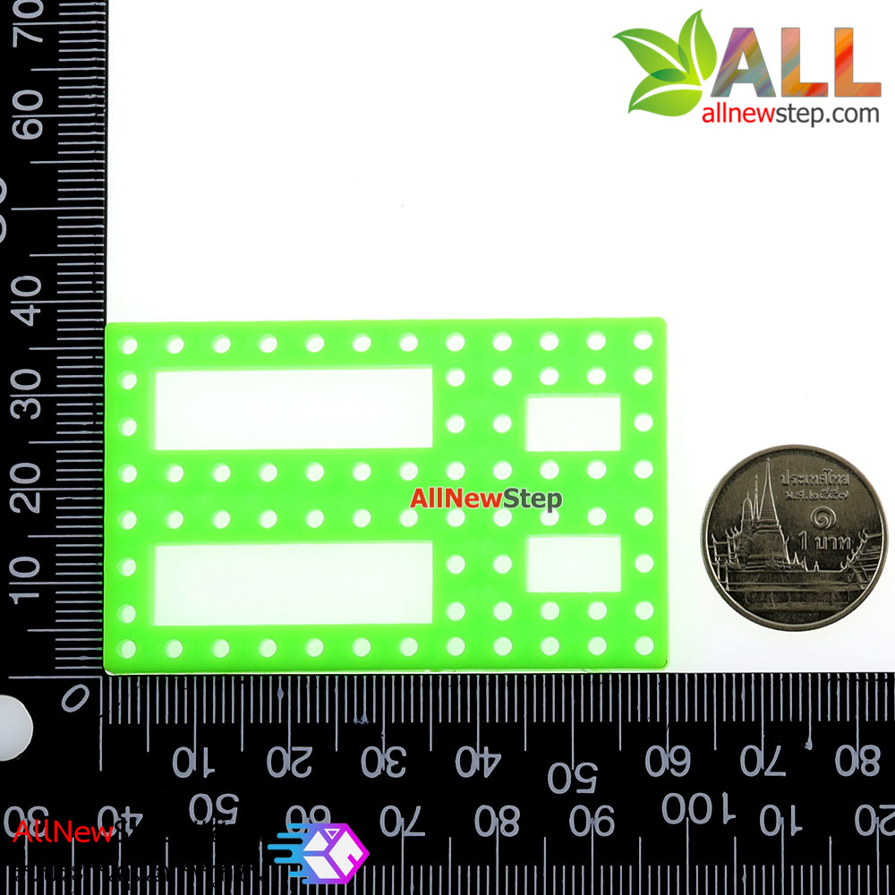 ABS plastic Mounting Plate Universal Robot แผ่นพลาสติก ABS ขนาด 3.7x6cm สีเขียว