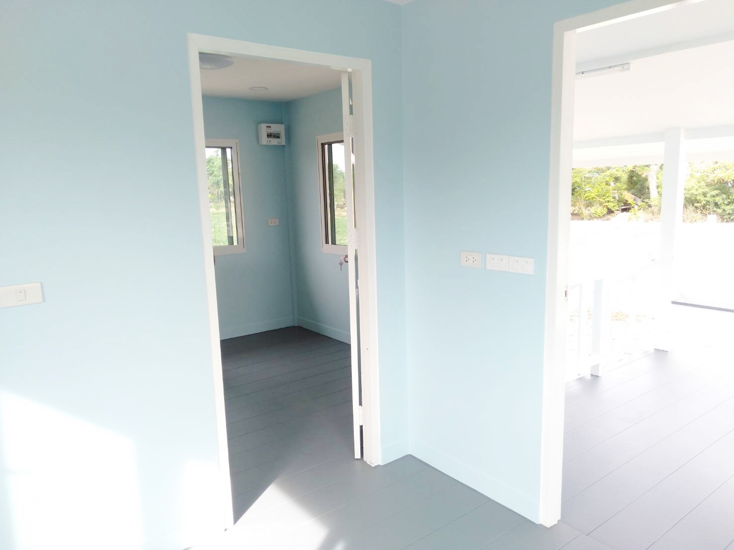 บ้านน็อกดาวน์โครงสร้างเหล็ก ขนาด 4*6 เมตร พร้อมระเบียง ขนาด 2*3 เมตร