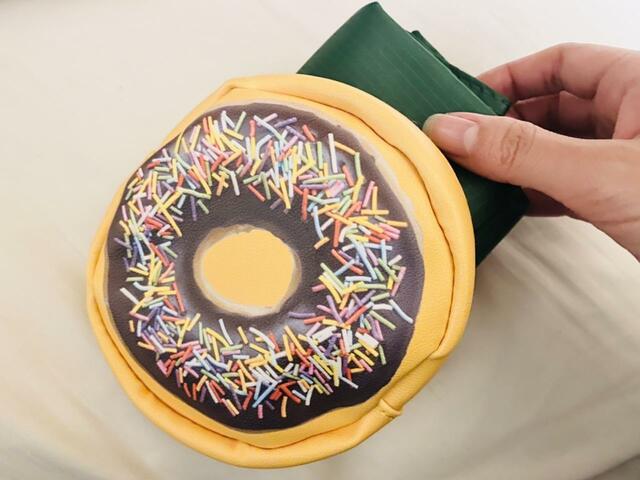 Krispy Kreme Donuts ถุงผ้ารักษ์โลก และกระเป๋าทรงโดนัท (มีกล่อง)