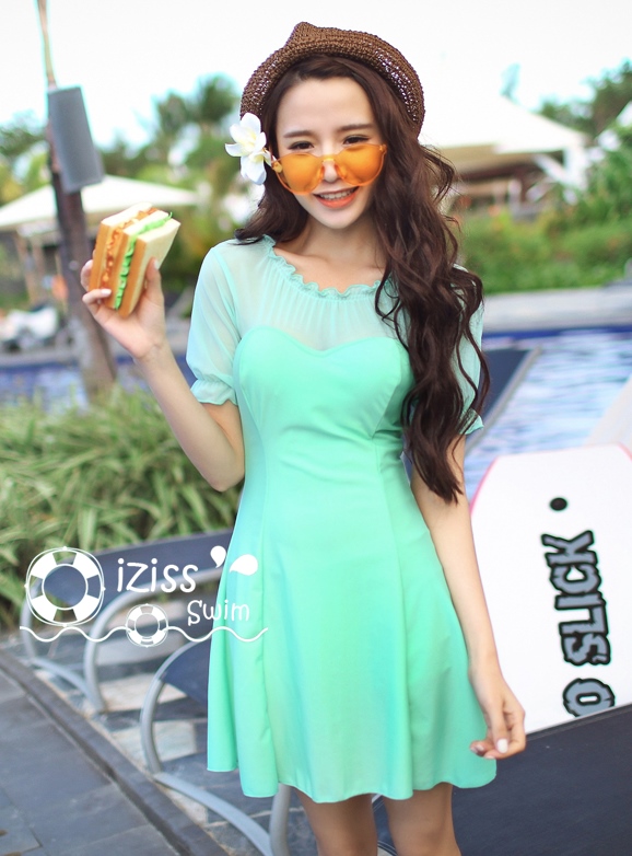 **พร้อมส่ง**บิกินี่ชุดว่ายน้ำวันพีซ one-piece สีเขียวมินต์ แขนตุ้กตา เล่นดีเทล sexy เล็กๆ ซีทรูช่วงเนินอกและแขน น่ารักไม่โป๊ สดใสรับลมทะเลสวยเหมือนแบบค่ะ