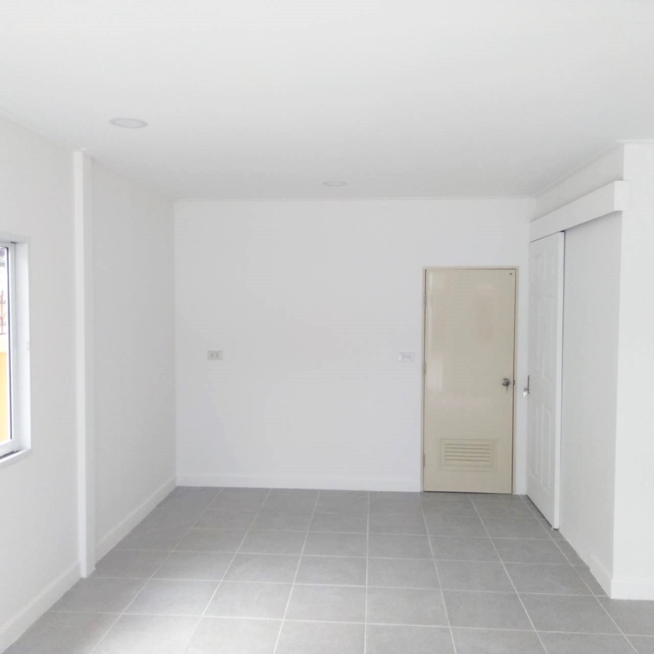 บ้านน็อคดาวน์ โครงสร้างเหล็ก ขนาด 6*7 เมตร ราคา 380,000 บาท