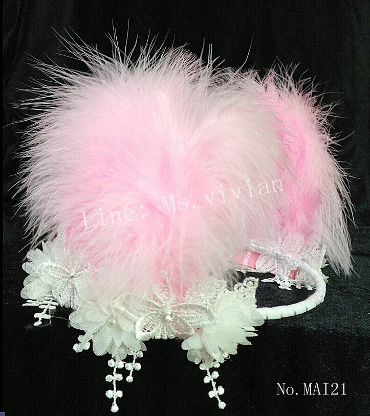 MAI21 มงกุฎขนฟู ห้อยระย้าข้าง(งาน handmade)**สินค้ามีจำกัด**