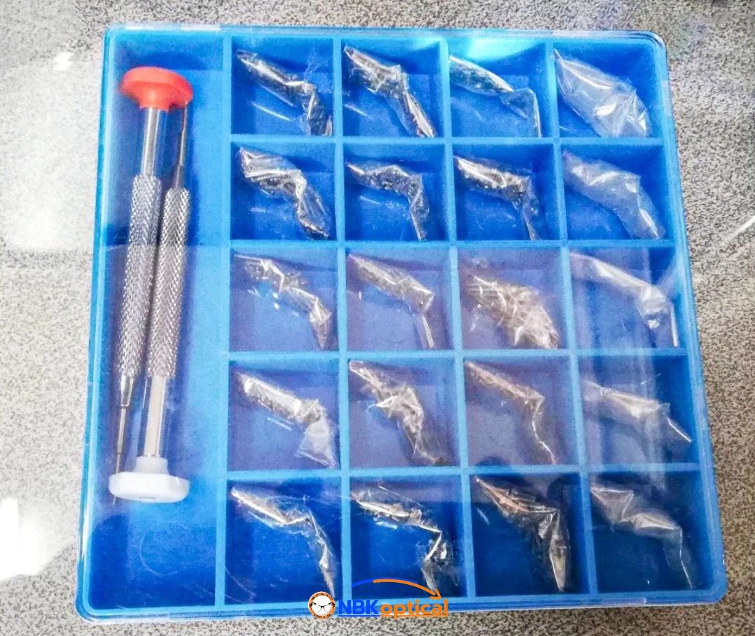ชุดอะไหล่น็อตแว่นตา+ไขควง