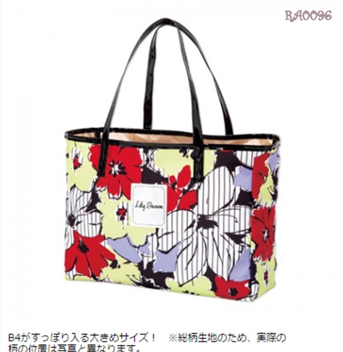 Lily Brown Autumn/Winter Collection 2WAY กระเป๋าผ้าลายดอกไม้ใบใหญ่ ด้านข้างมีกระดุม และช่องซิบใส่ของด้านหลัง