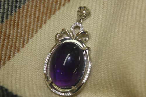 จี้อเมทิสต์ (Amethyst Pendant)