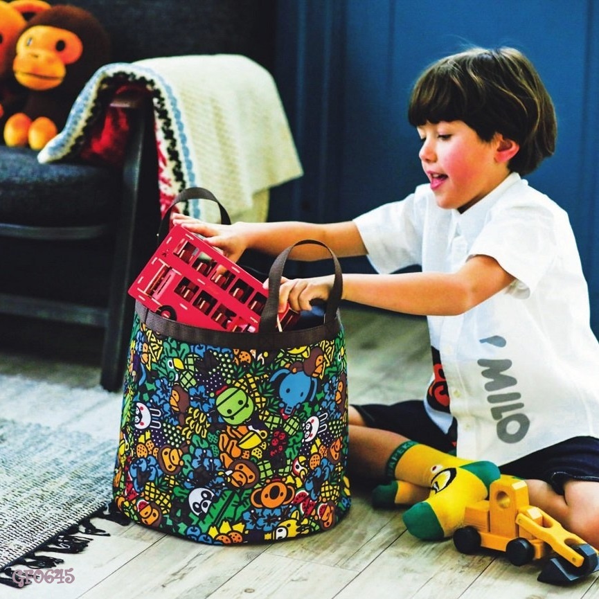 Bape Kids® by * A Bathing Ape® Spring/Summer Collection กระเป๋าใส่ของ ขนาดใหญ่จุของได้เยอะ