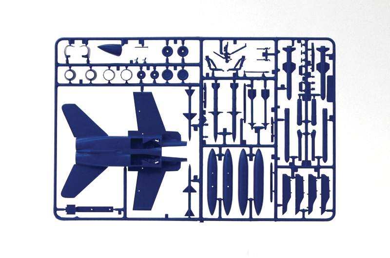1/72 F/A - 18 Hornet ''Blue Angels''