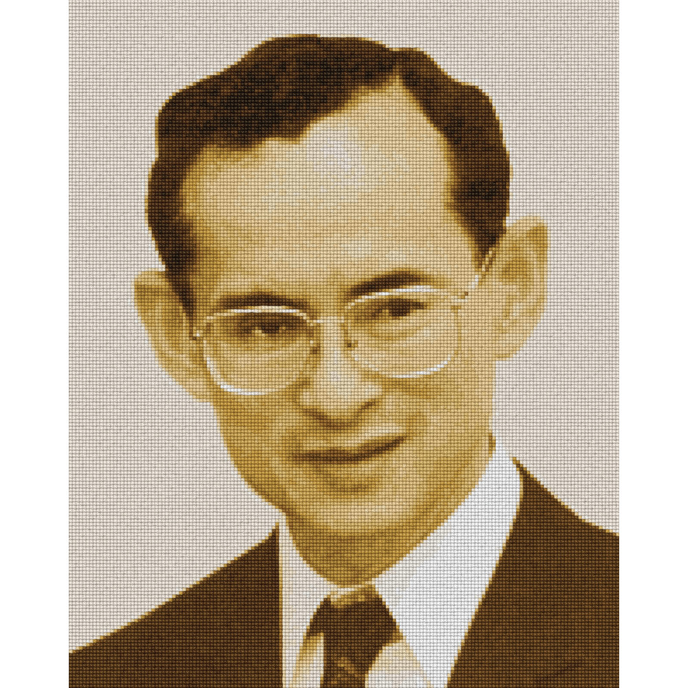 Pinn ในหลวงทรงชุดสากล (ใหญ่)