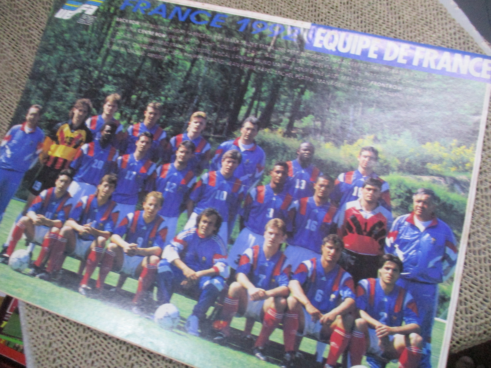 เวิร์ลด์ซอคเกอร์ ฉบับที่183 ปี2535 / ไม่มีภาพหน้ากลาง